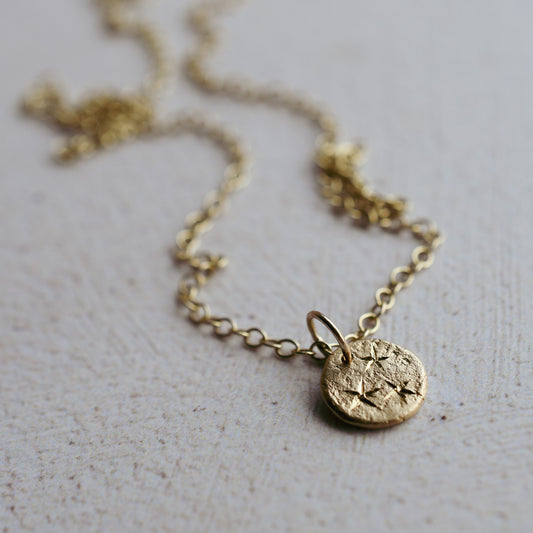 Ember 9 Carat Gold Star-Engraved Pendant