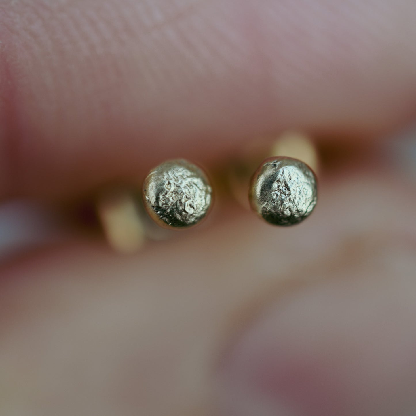 9 Carat Gold Stud Earrings